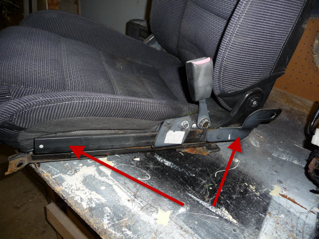 [Image: AEU86 AE86 - How seatbelt rails work?]